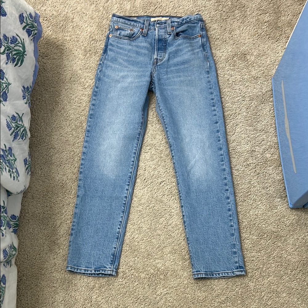 Levi wedgie straight blue jeans
